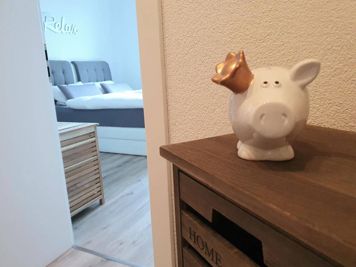 Moderne Wohlfuehloase Zentral In Seenaehe - Pillow Menu, 2 Stk 55" Smart Tvs, Netflix, Disneyplus Uvm Ветер Екстериор снимка